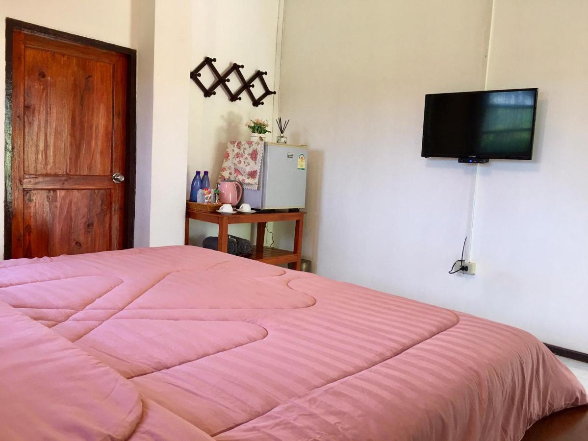 Nan Waterside Hong Bon Nern Bed & Breakfast Exterior foto