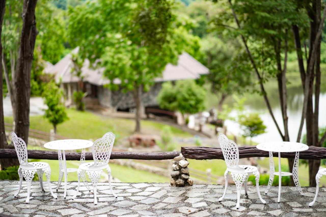 Nan Waterside Hong Bon Nern Bed & Breakfast Exterior foto