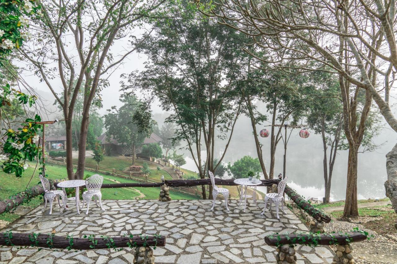 Nan Waterside Hong Bon Nern Bed & Breakfast Exterior foto
